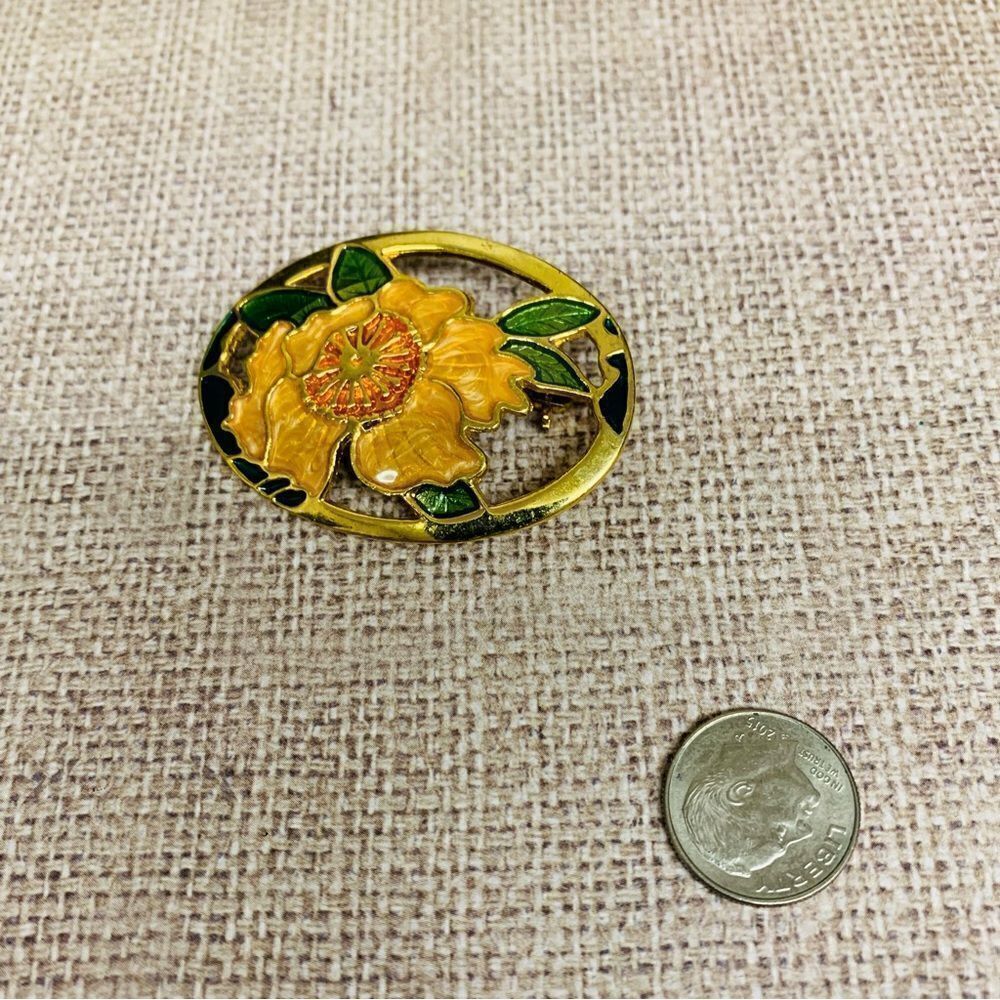 VTG Gold Yellow Enameled Flower Brooch